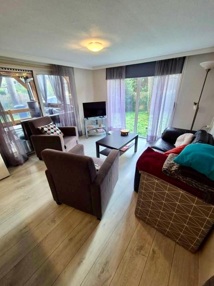 Doornspijk Cosy Chalet Veluwe With A Spacious Garden And Veranda מראה חיצוני תמונה